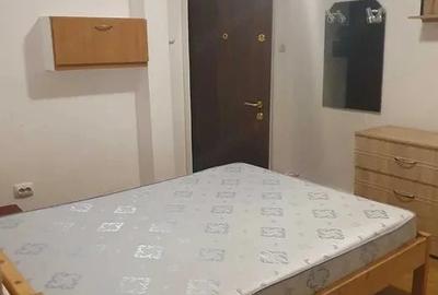 Garsonieră decomandată în Ștrand