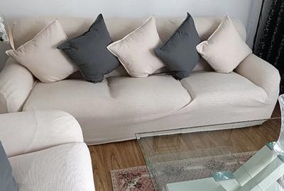 Apartament cu 2 camere nedecomandat în Central