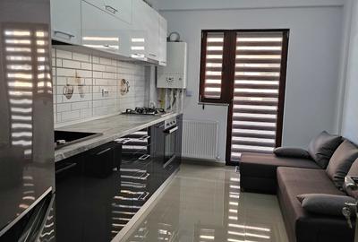 Apartament cu 2 camere decomandat în Central - 2