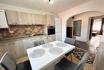 Apartament cu 3 camere decomandat în Nord - 1