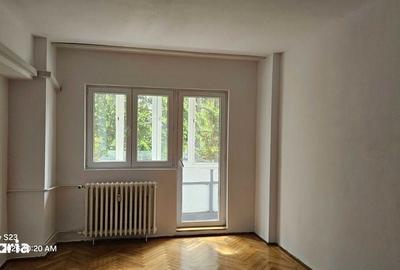 Apartament cu 3 camere în Moșilor