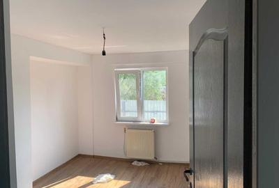 Casă cu 3 camere în Izvoare - 1