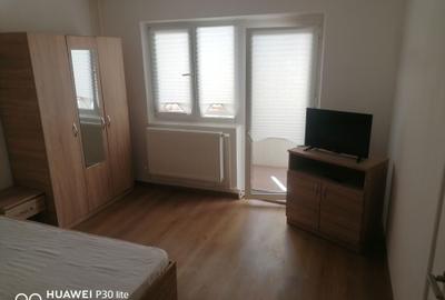 Garsonieră decomandată în Valea Moșneagului