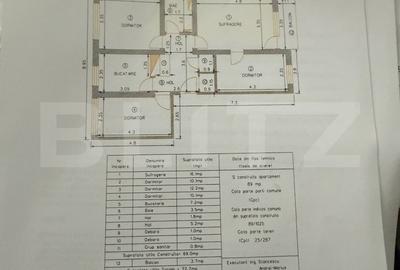 Apartament cu 4 camere decomandat în Aleea Trandafirilor