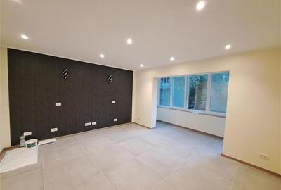 Apartament cu 3 camere decomandat în Complex Studențesc - 1