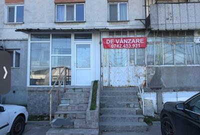Apartament cu 4 camere decomandat în Central - 1