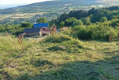 Teren de 426 mp, în Periferie