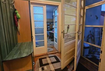Apartament cu 3 camere decomandat în Orașul Nou