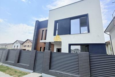Casă cu 5 camere cu Teren 330 Mp în Central - 4