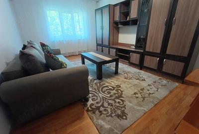 Apartament cu 2 camere decomandat în 1 Mai