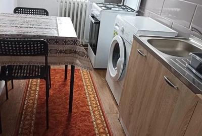 Garsonieră decomandată în Brâncoveanu