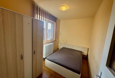 Apartament cu 3 camere semidecomandat în Șagului