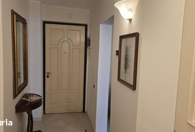 Apartament cu 4 camere în Central