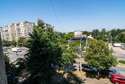 Apartament cu 3 camere decomandat în 9 Mai - 5