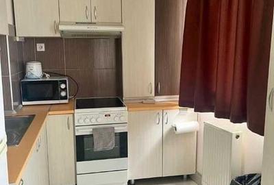 Apartament cu 2 camere decomandat în Funcționarilor