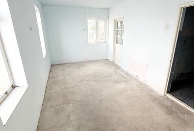Casă cu 4 camere cu Teren 470 Mp în Aradul Nou