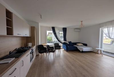 Apartament cu 3 camere semidecomandat în Florești