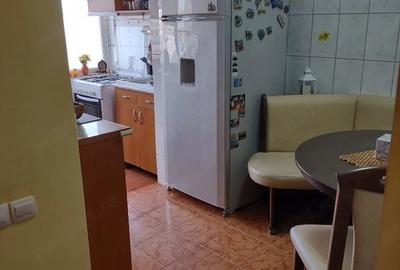 Apartament cu 3 camere semidecomandat în Obor - 3