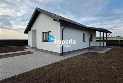 Casă individuală cu 3 camere cu Teren 400 Mp în Ciurbești