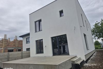 Casă cu 4 camere în Tunari - 3