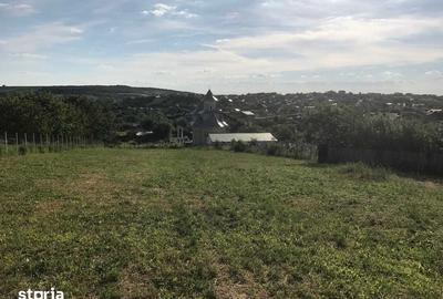 Teren de 1000 mp, în Rediu - 3