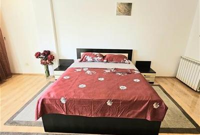 Apartament cu 3 camere decomandat, mobilat în Central - 16