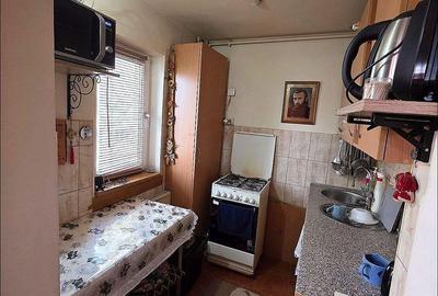 Garsonieră decomandată, mobilată în Central - 4