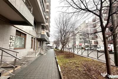 Spațiu comercial, de 40 mp, în Bucureștii Noi