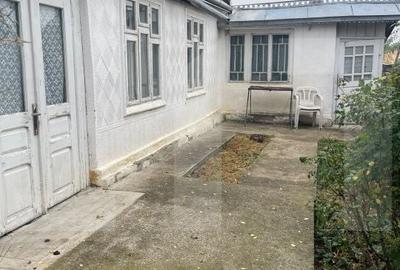 Casă cu 4 camere în Băiceni