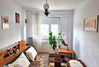 Apartament cu 3 camere decomandat în Sud - 7