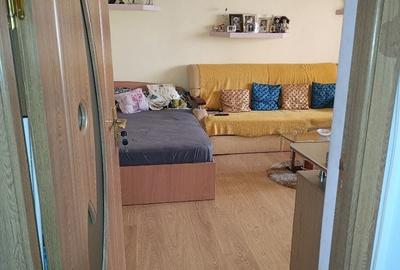Garsonieră decomandată în Găvana