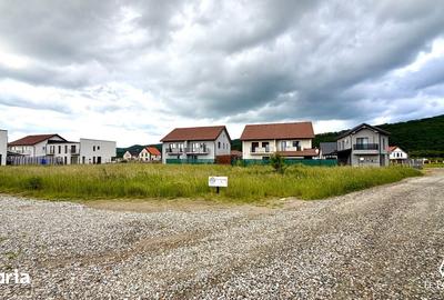 Teren de 460 mp, în Central - 6