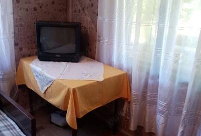 Casă cu Teren 1200 Mp în Central