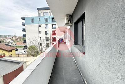 Apartament cu 3 camere în Nord