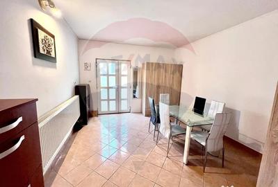 Casă cu 7 camere cu Teren 541 Mp în Oncea