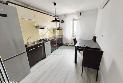 Apartament cu 3 camere în Central - 1