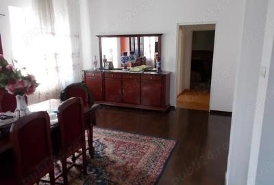 Teren de 3500 mp, în Mehala - 14