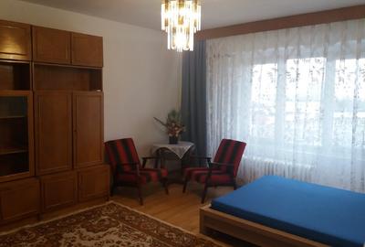 Garsonieră decomandată în Dorobanți