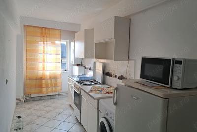 Garsonieră decomandată în Cetate - 4