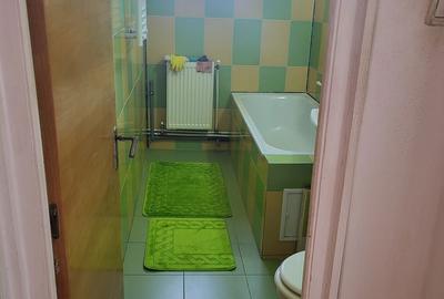 Apartament cu 3 camere, mobilat în Central - 8