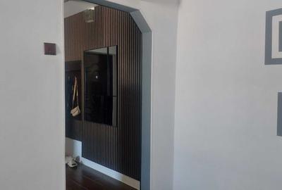 Apartament cu 2 camere semidecomandat în Mioriței