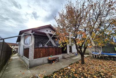 Casă individuală cu 3 camere cu Canalizare în Giroc