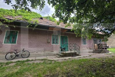 Casă cu 3 camere cu Teren 1280 Mp în Chichiș - 2