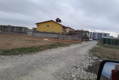 Teren de 400 mp, în Central