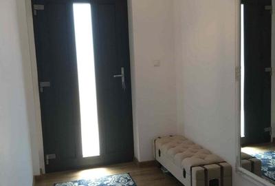 Casă cu 5 camere cu Teren 510 Mp în Malu Mare - 4