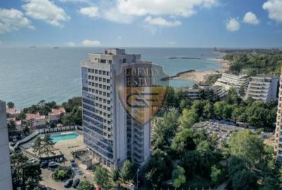 Apartament cu 2 camere semidecomandat, mobilat în Olimp