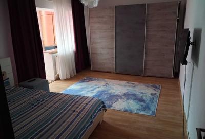 Apartament cu 3 camere decomandat în Exterior Vest - 4