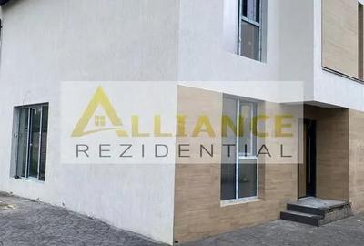 Casă cu 5 camere cu Teren 227 Mp în Central