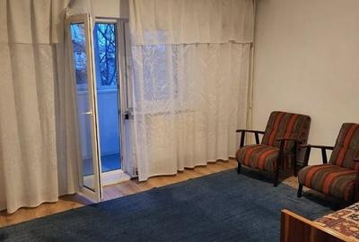 Apartament cu 3 camere decomandat, mobilat în Central - 2