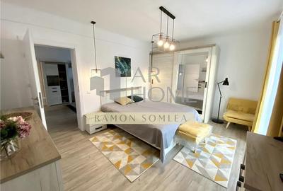 Apartament cu 3 camere semidecomandat, mobilat în Albert